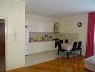 Барнаул: Продается 3 комнатная квартира в Черногории (Петровац) 3 комнатная квартира с прямым и боковым видом на море, в 5-ти этажном доме, 2010 года постройки