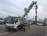 :  Isuzu ELF (    )        12  (    ).  